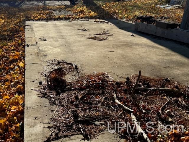 19336 W Edwards Avenue, Houghton, MI 49931