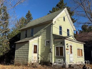 19336 W Edwards Avenue, Houghton, MI 49931