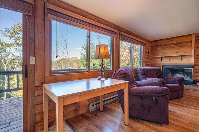 W7980 Glacier Lane, Oxford, WI 53952