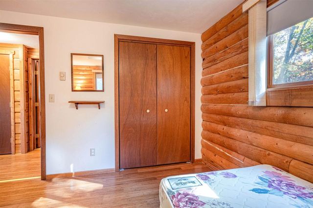 W7980 Glacier Lane, Oxford, WI 53952