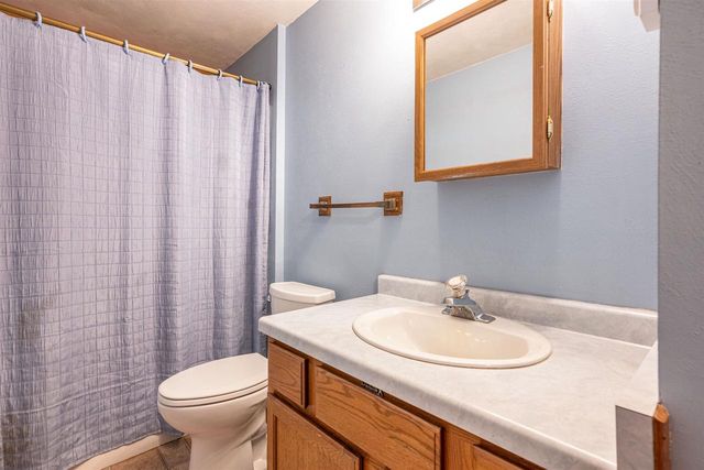 W7980 Glacier Lane, Oxford, WI 53952