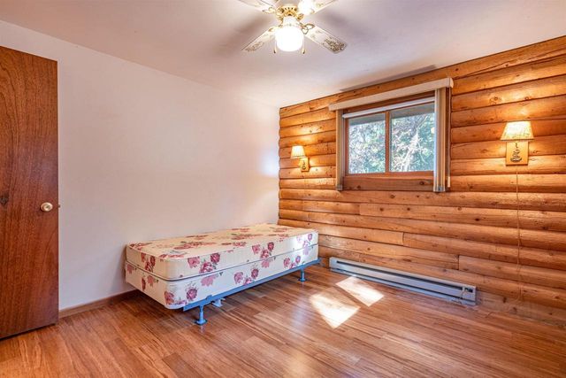 W7980 Glacier Lane, Oxford, WI 53952
