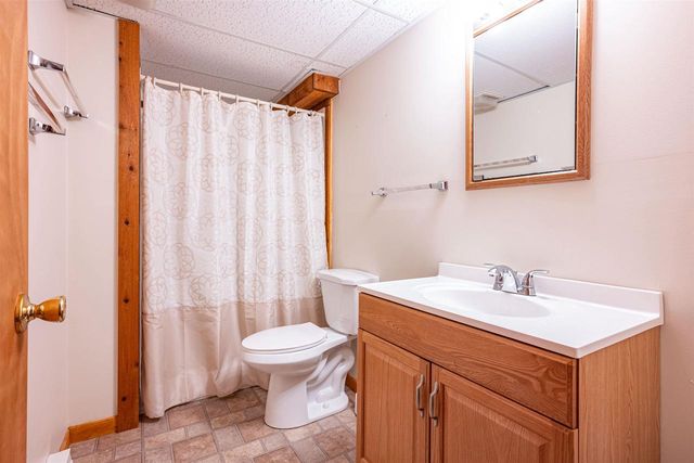 W7980 Glacier Lane, Oxford, WI 53952