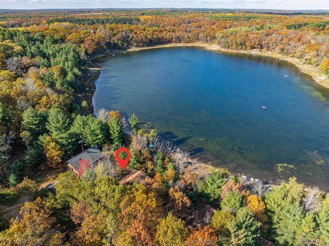 W7980 Glacier Lane, Oxford, WI 53952