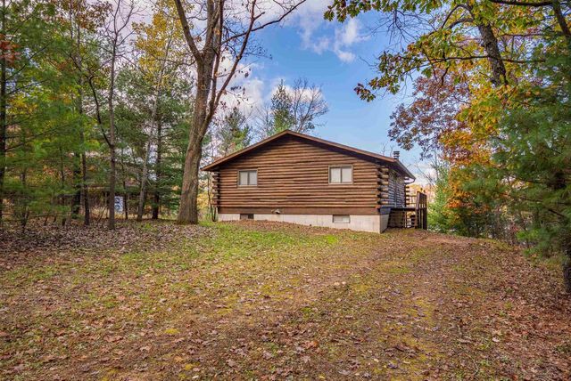 W7980 Glacier Lane, Oxford, WI 53952