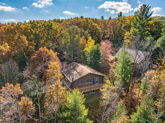 W7980 Glacier Lane, Oxford, WI 53952