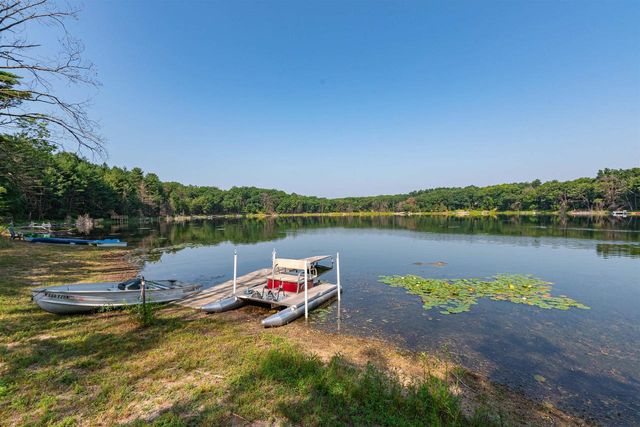 W7980 Glacier Lane, Oxford, WI 53952