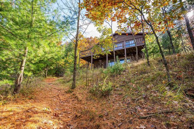 W7980 Glacier Lane, Oxford, WI 53952