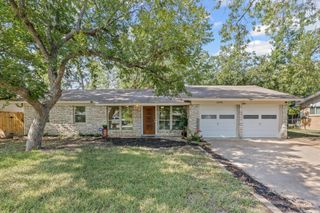 3205 Whites DR, Austin, TX 78735
