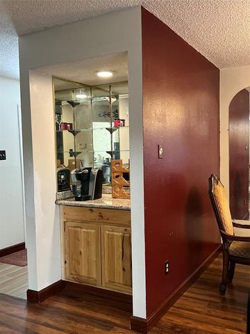11002 Landsbury Circle, Houston, TX 77099