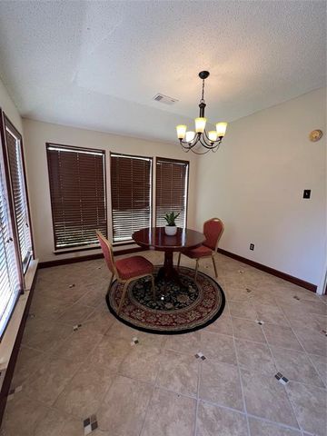 11002 Landsbury Circle, Houston, TX 77099