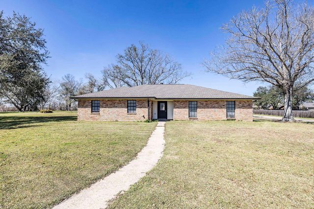 200 Corral Way Drive, Bourg, LA 70343