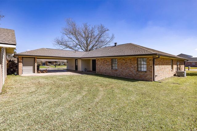 200 Corral Way Drive, Bourg, LA 70343