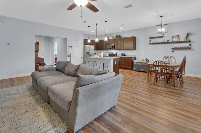 1635 6TH AVENUE, Deland, FL 32724