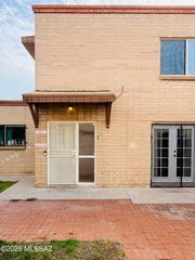 1949 N Camino Serna C, Tucson, AZ 85715