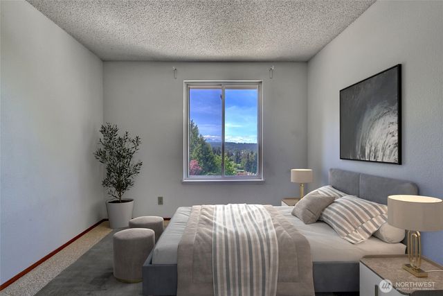 7079 NE 163rd Street, Kenmore, WA 98028