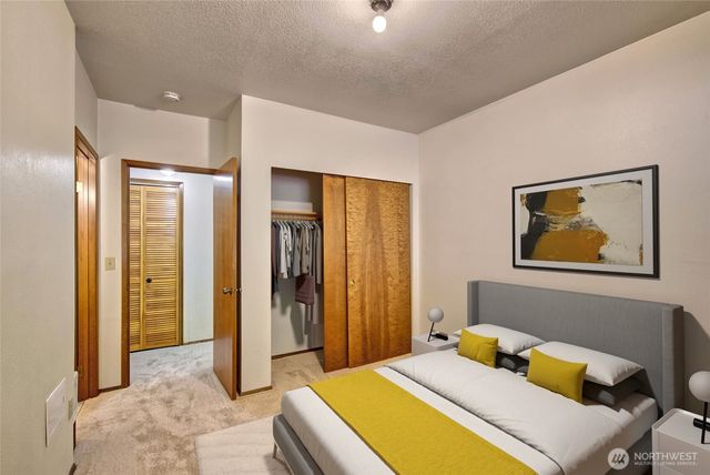 7079 NE 163rd Street, Kenmore, WA 98028