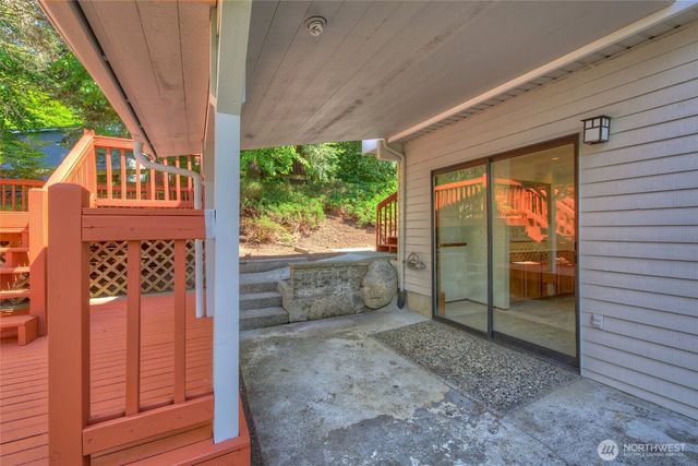 7079 NE 163rd Street, Kenmore, WA 98028