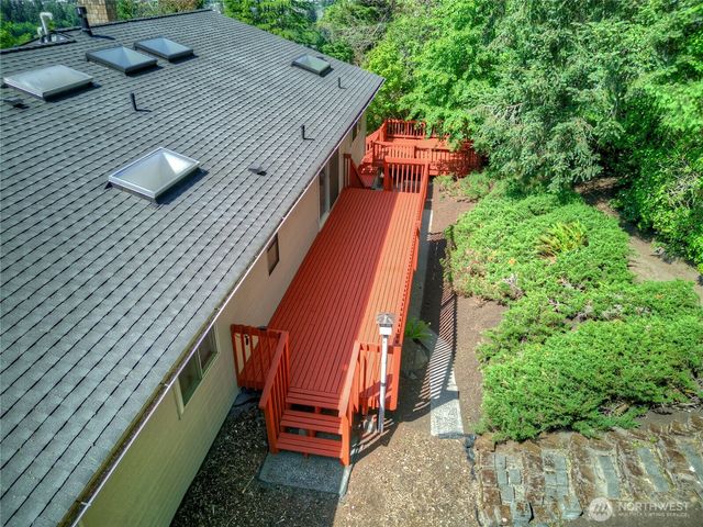 7079 NE 163rd Street, Kenmore, WA 98028