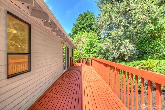 7079 NE 163rd Street, Kenmore, WA 98028