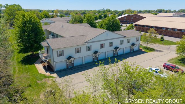 5752 East Town Drive 9, Hudsonville, MI 49426