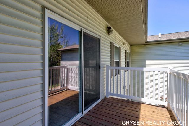 5752 East Town Drive 9, Hudsonville, MI 49426
