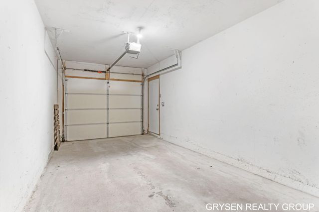 5752 East Town Drive 9, Hudsonville, MI 49426