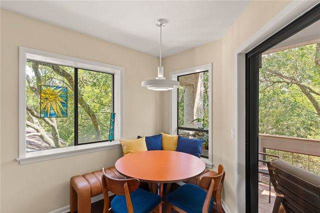 1332 Oak Street 9, St Simons Island, GA 31522