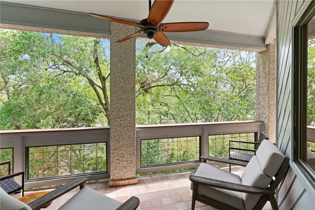 1332 Oak Street 9, St Simons Island, GA 31522