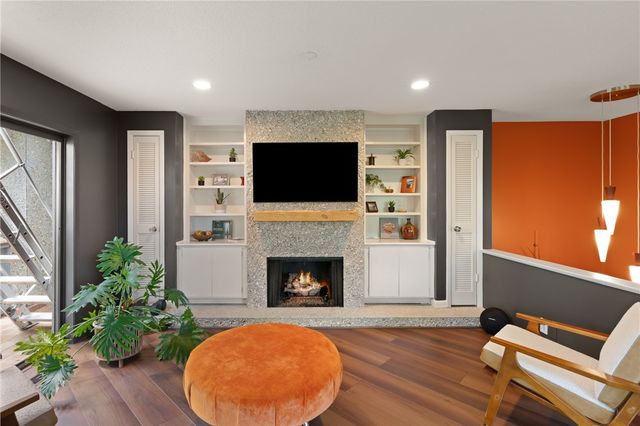 1332 Oak Street 9, St Simons Island, GA 31522