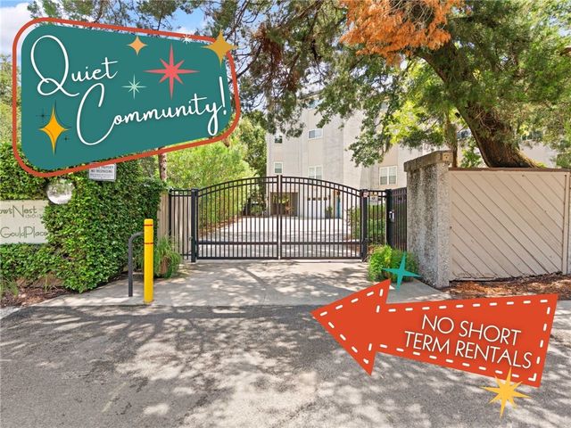 1332 Oak Street 9, St Simons Island, GA 31522