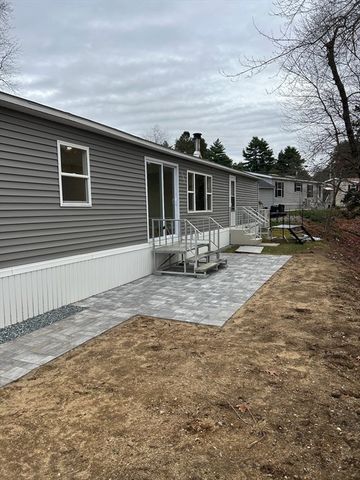 2 Sunnydale Circle, Brimfield, MA 01001