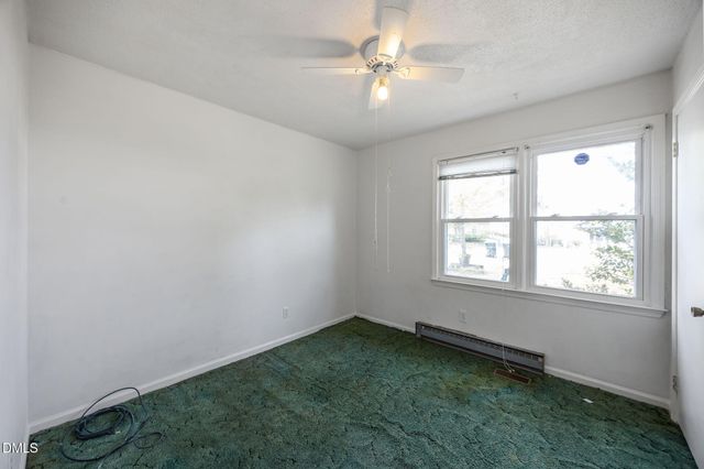 122 E Judd Street, Zebulon, NC 27597