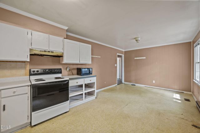 122 E Judd Street, Zebulon, NC 27597