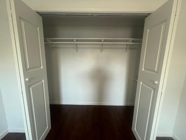 2302 35th Avenue N, Texas City, TX 77590