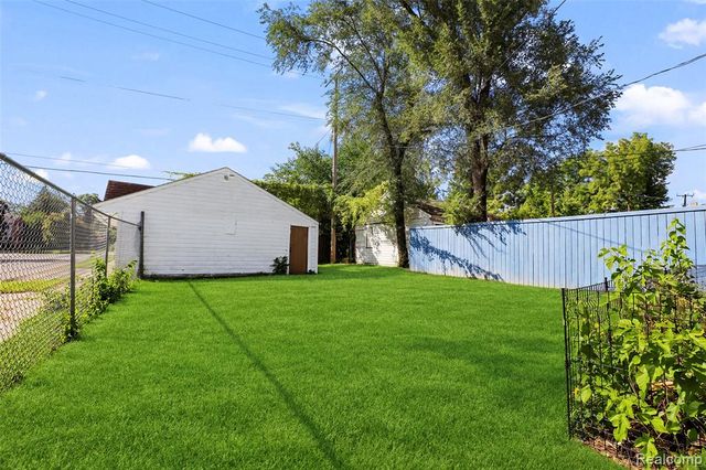 15703 Prest Street, Detroit, MI 48227