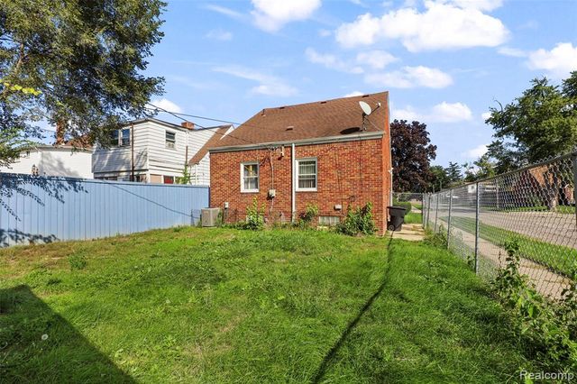 15703 Prest Street, Detroit, MI 48227