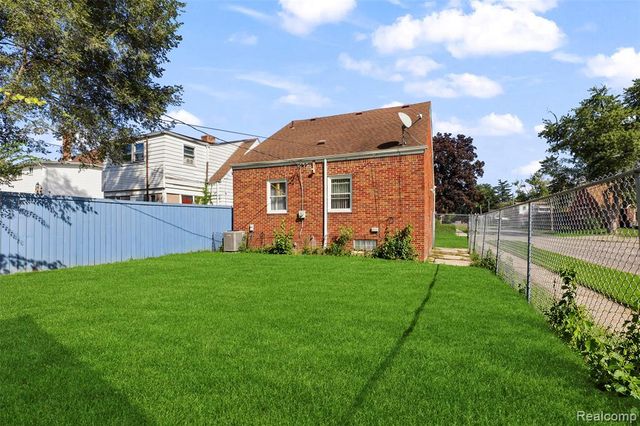 15703 Prest Street, Detroit, MI 48227