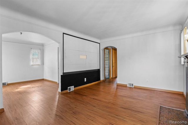 15703 Prest Street, Detroit, MI 48227