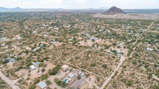 7267 North Lydia Avenue, Tucson, AZ 85743