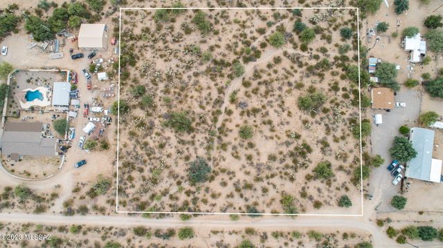 7267 North Lydia Avenue, Tucson, AZ 85743