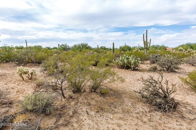 7267 North Lydia Avenue, Tucson, AZ 85743