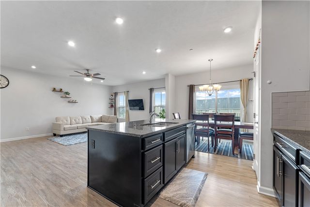 5103 Spruce Rd, Pine Twp, PA 15044