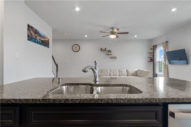 5103 Spruce Rd, Pine Twp, PA 15044