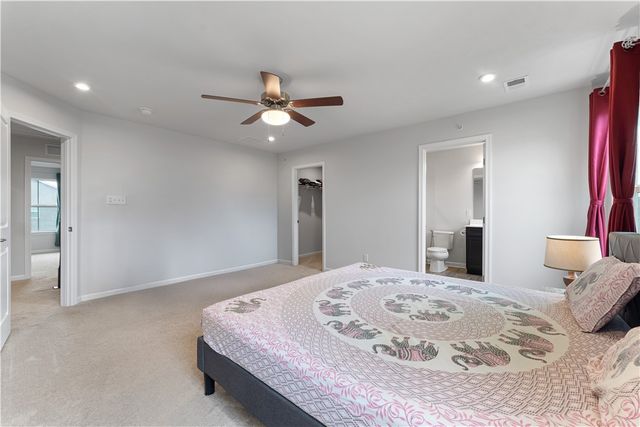5103 Spruce Rd, Pine Twp, PA 15044