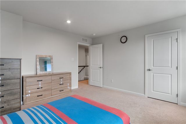 5103 Spruce Rd, Pine Twp, PA 15044