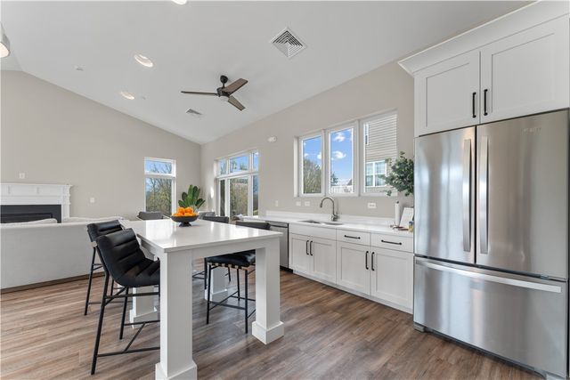 5103 Spruce Rd, Pine Twp, PA 15044