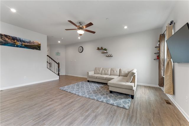 5103 Spruce Rd, Pine Twp, PA 15044