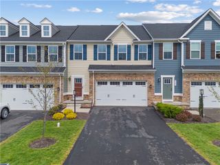 5103 Spruce Rd, Pine Twp, PA 15044