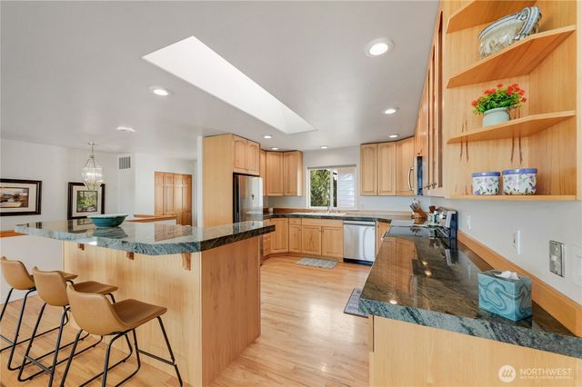 82 Montgomery Lane, Port Ludlow, WA 98365